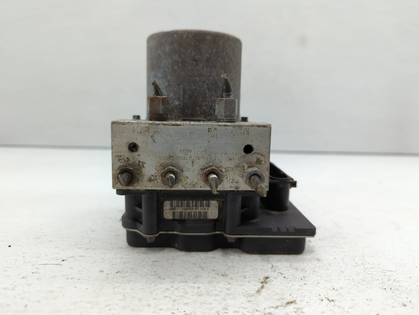 2011-2012 Nissan Altima ABS Pump Control Module Replacement P/N:47660 ZX65A Fits Fits 2011 2012 OEM Used Auto Parts - Oemuse