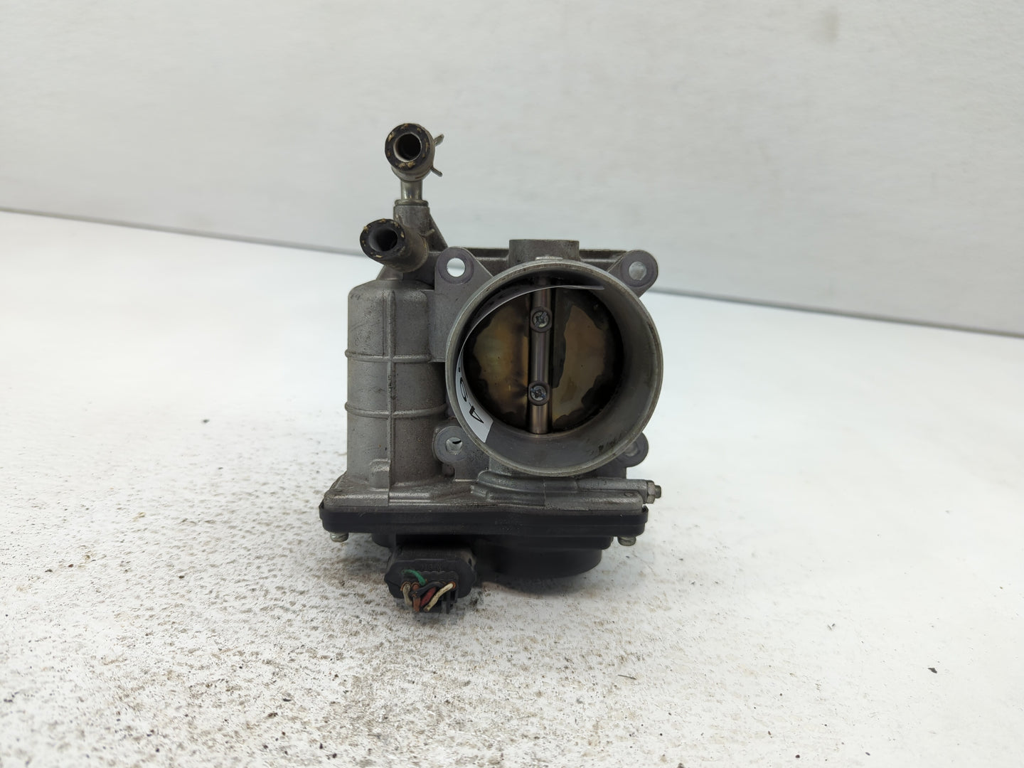 2007-2013 Nissan Altima Throttle Body P/N:526-01K 1Y30 Fits Fits 2007 2008 2009 2010 2011 2012 2013 OEM Used Auto Parts - Oe