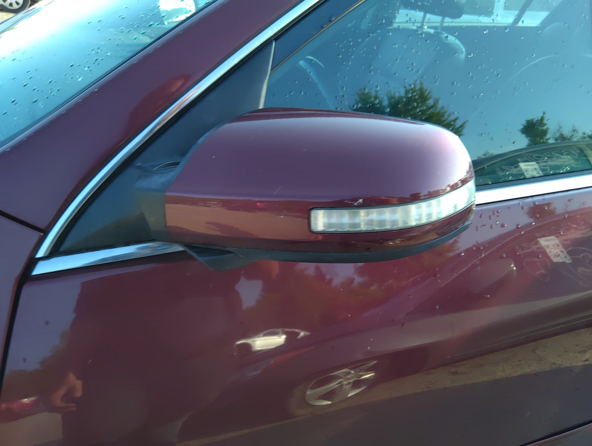 2007-2012 Nissan Altima Driver Side View Mirror - Left Door Mirror OEM Used - Oemusedautoparts1.com