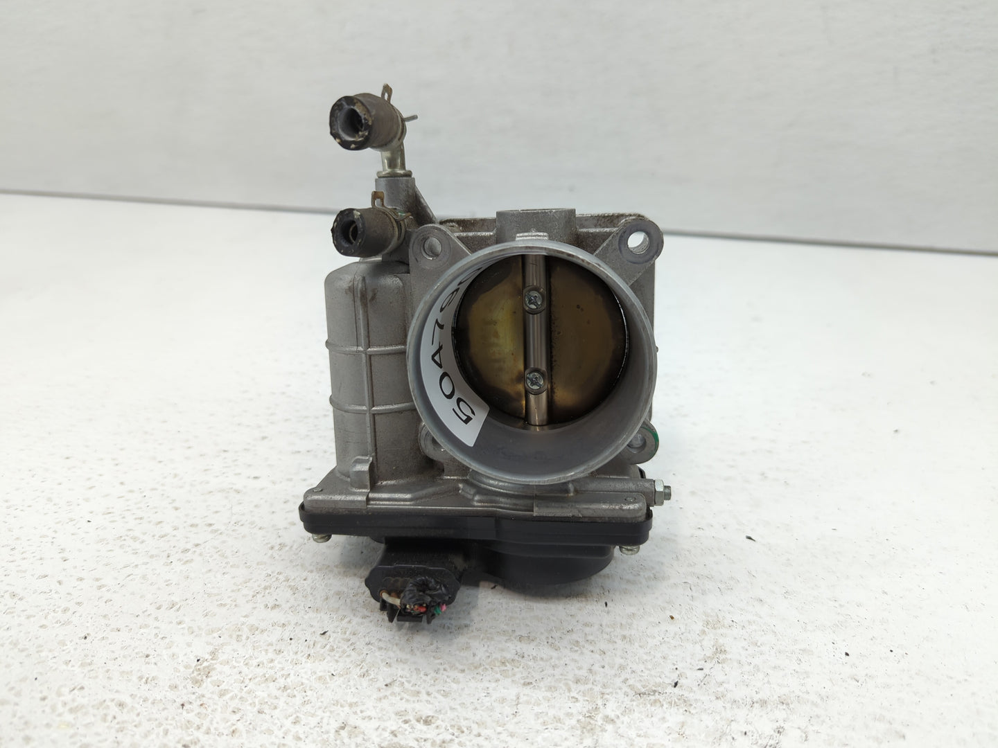 2007-2013 Nissan Altima Throttle Body P/N:526-01 Fits Fits 2007 2008 2009 2010 2011 2012 2013 OEM Used Auto Parts - Oemuseda