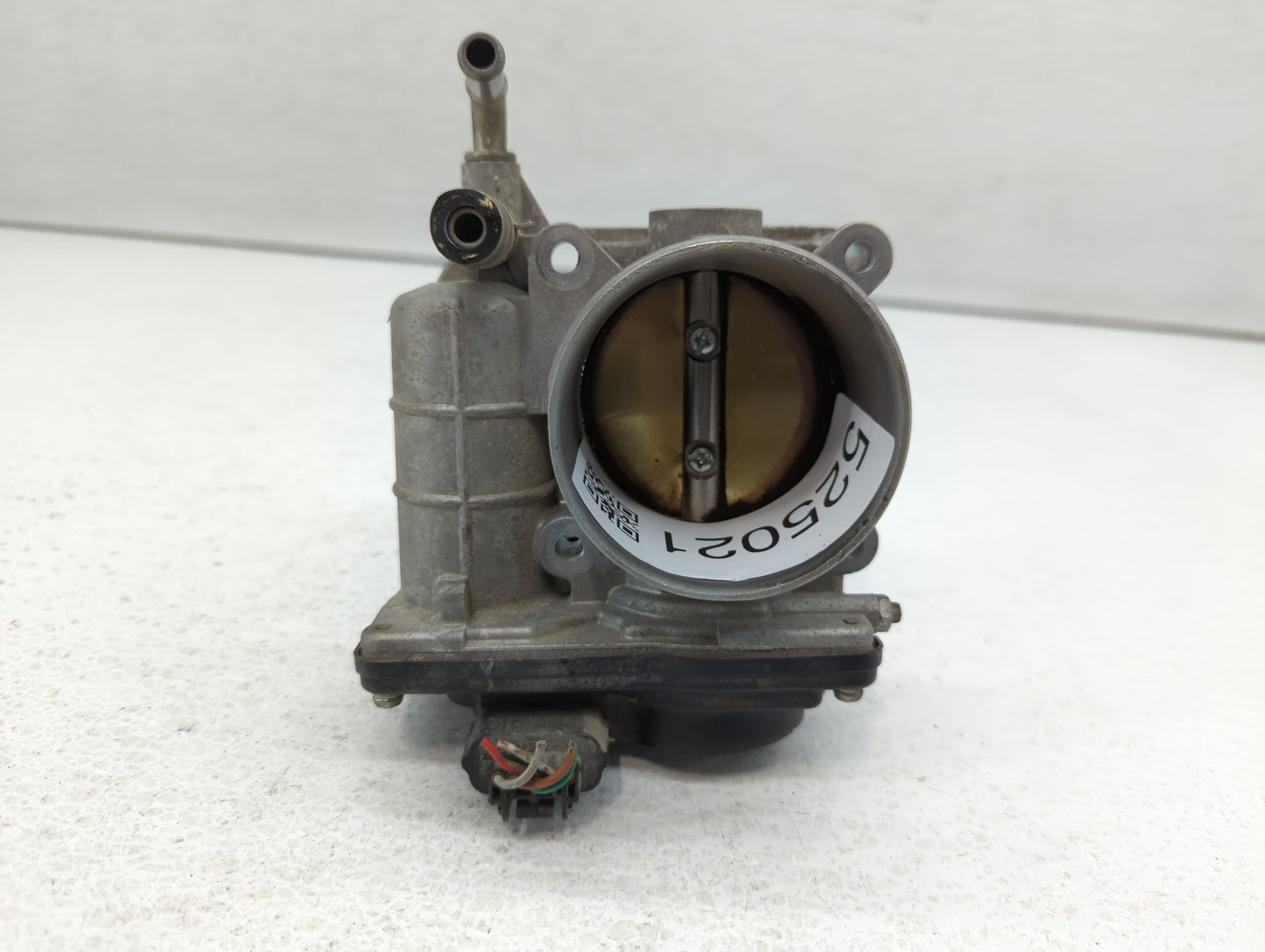 2007-2013 Nissan Altima Throttle Body P/N:526-01 Fits Fits 2007 2008 2009 2010 2011 2012 2013 OEM Used Auto Parts - Oemuseda