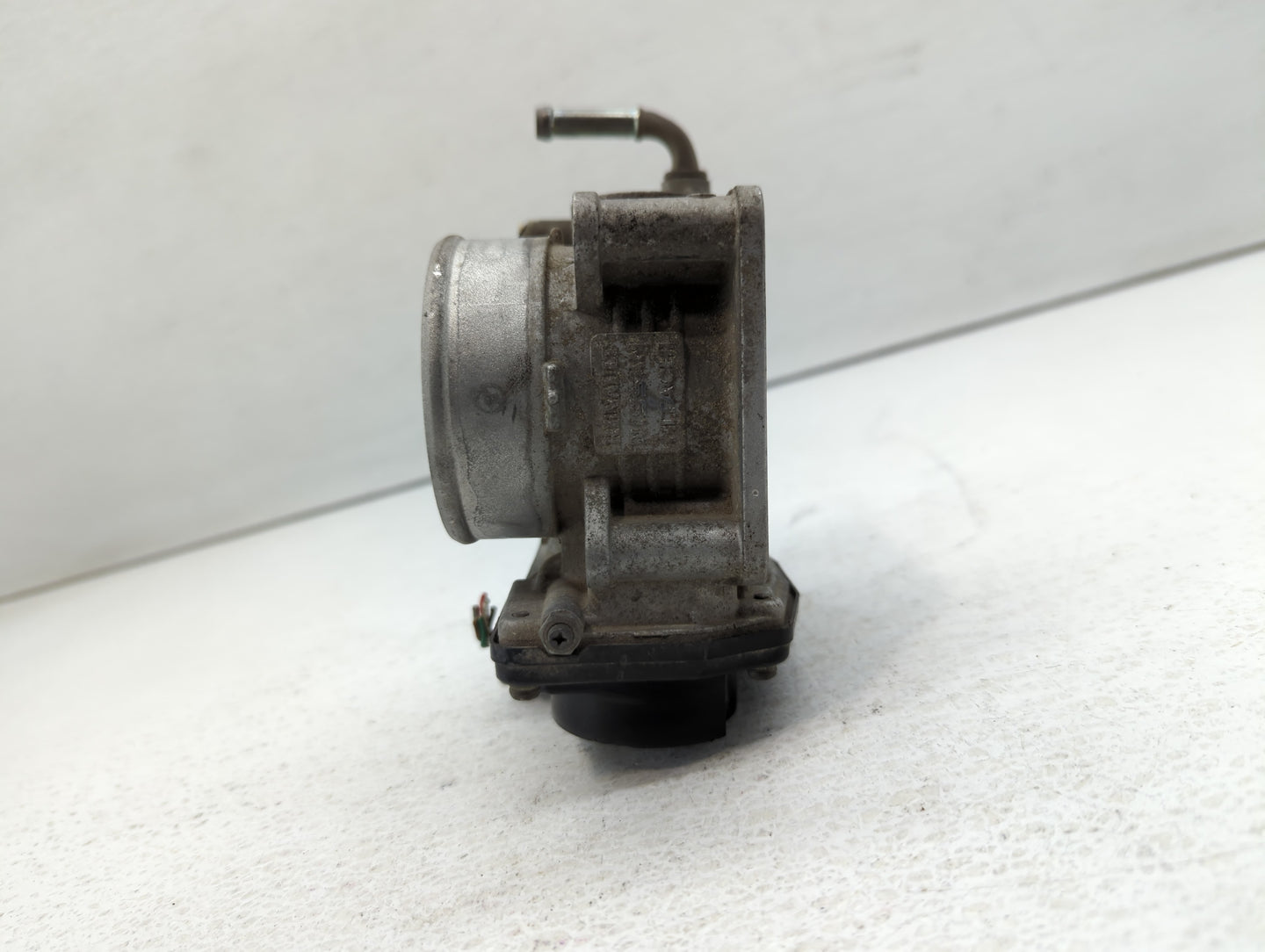 2007-2013 Nissan Altima Throttle Body P/N:526-01 Fits Fits 2007 2008 2009 2010 2011 2012 2013 OEM Used Auto Parts - Oemuseda