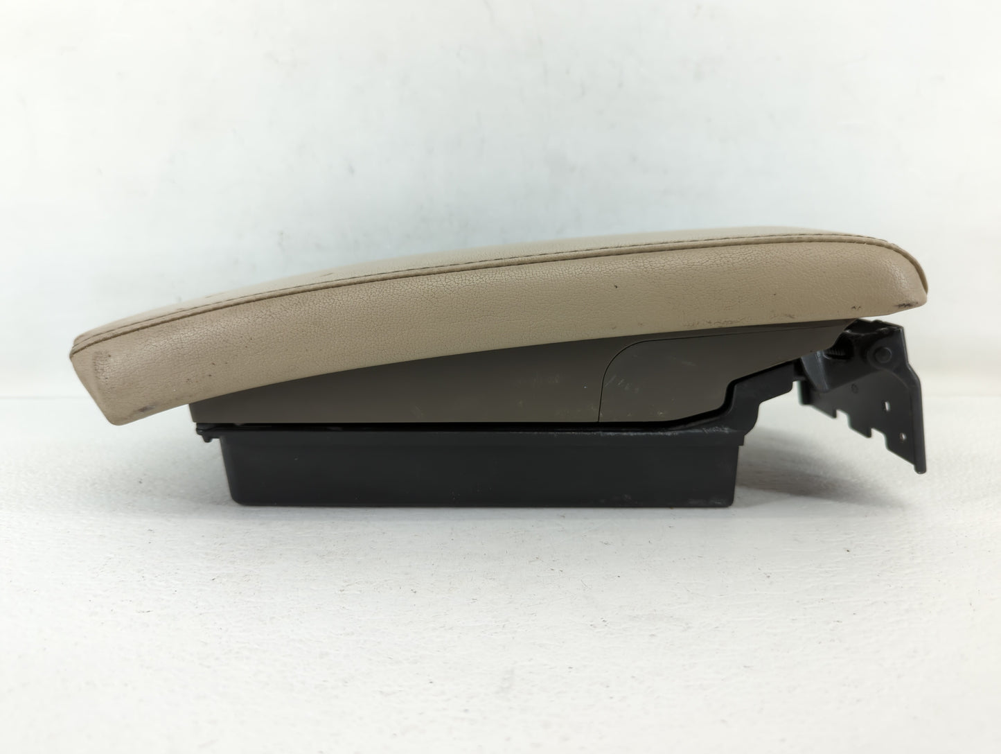 2012 Nissan Altima Center Console Armrest Cover Lid - Oemusedautoparts1.com