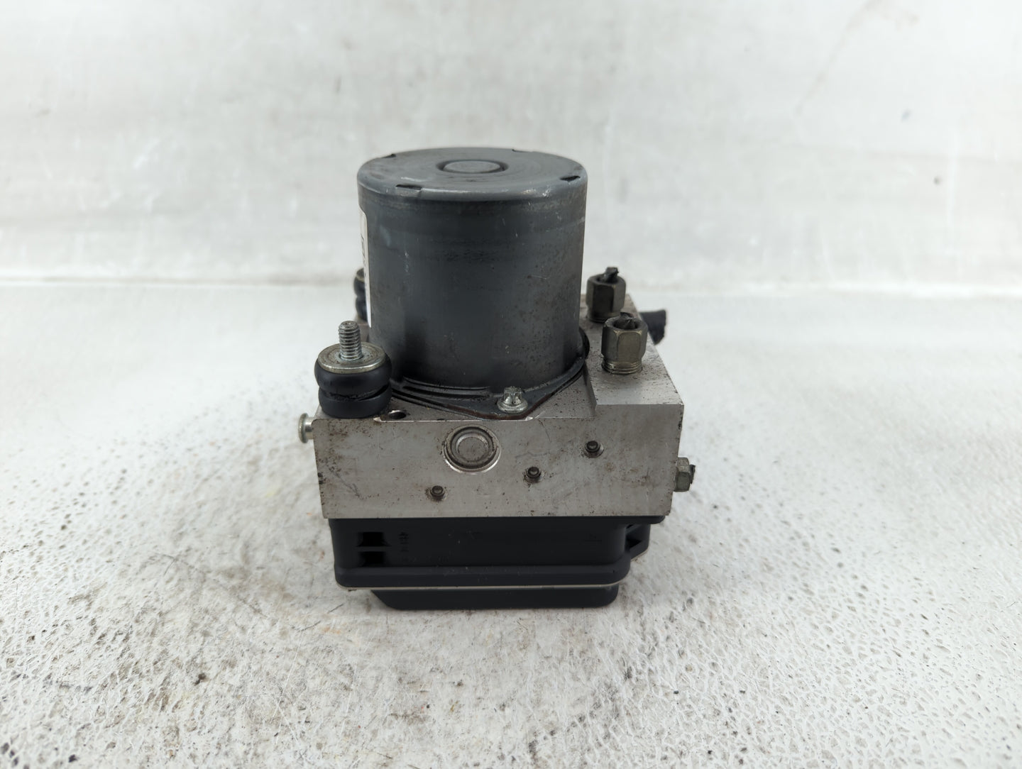 2011-2012 Nissan Altima ABS Pump Control Module Replacement P/N:0 265 251 446 AC47660 Fits Fits 2011 2012 OEM Used Auto Part