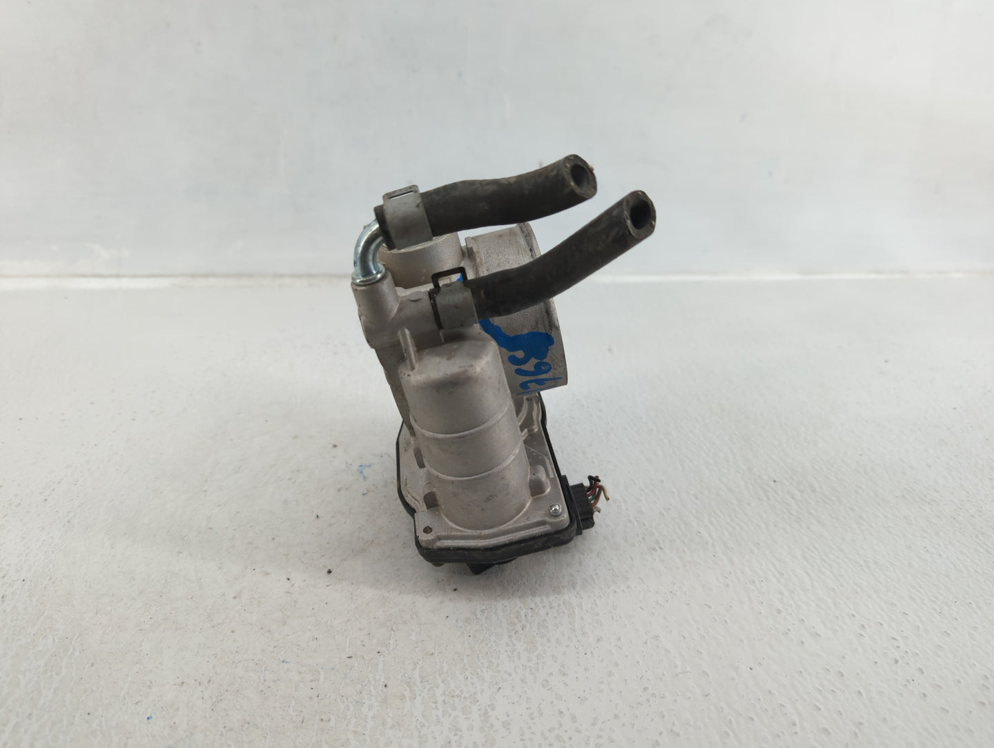 2007-2013 Nissan Altima Throttle Body P/N:RME60 Fits Fits 2007 2008 2009 2010 2011 2012 2013 OEM Used Auto Parts - Oemusedau