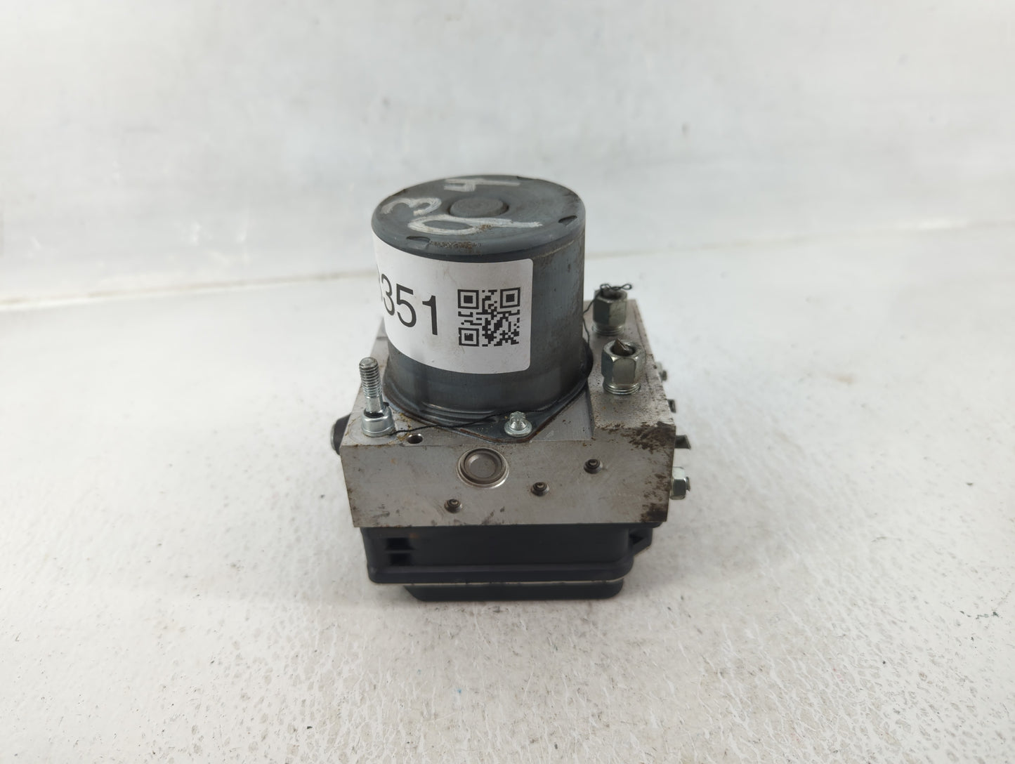 2011-2012 Nissan Altima ABS Pump Control Module Replacement P/N:47660 ZX65A Fits Fits 2011 2012 OEM Used Auto Parts - Oemuse