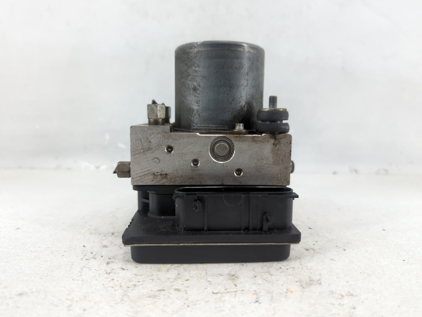 2011-2012 Nissan Altima ABS Pump Control Module Replacement P/N:47660 ZX65A Fits Fits 2011 2012 OEM Used Auto Parts - Oemuse