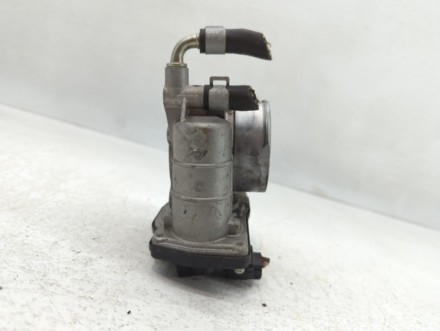 2007-2013 Nissan Altima Throttle Body P/N:K 1X19 3 526-01 Fits Fits 2007 2008 2009 2010 2011 2012 2013 OEM Used Auto Parts -