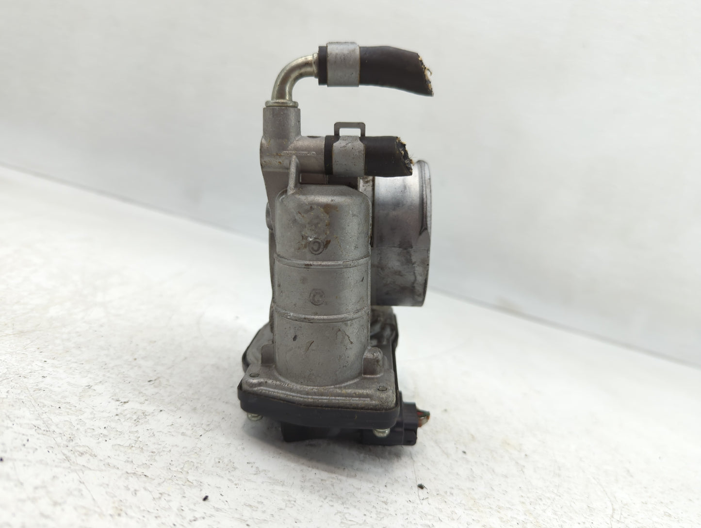 2007-2013 Nissan Altima Throttle Body P/N:K 1X19 3 526-01 Fits Fits 2007 2008 2009 2010 2011 2012 2013 OEM Used Auto Parts -