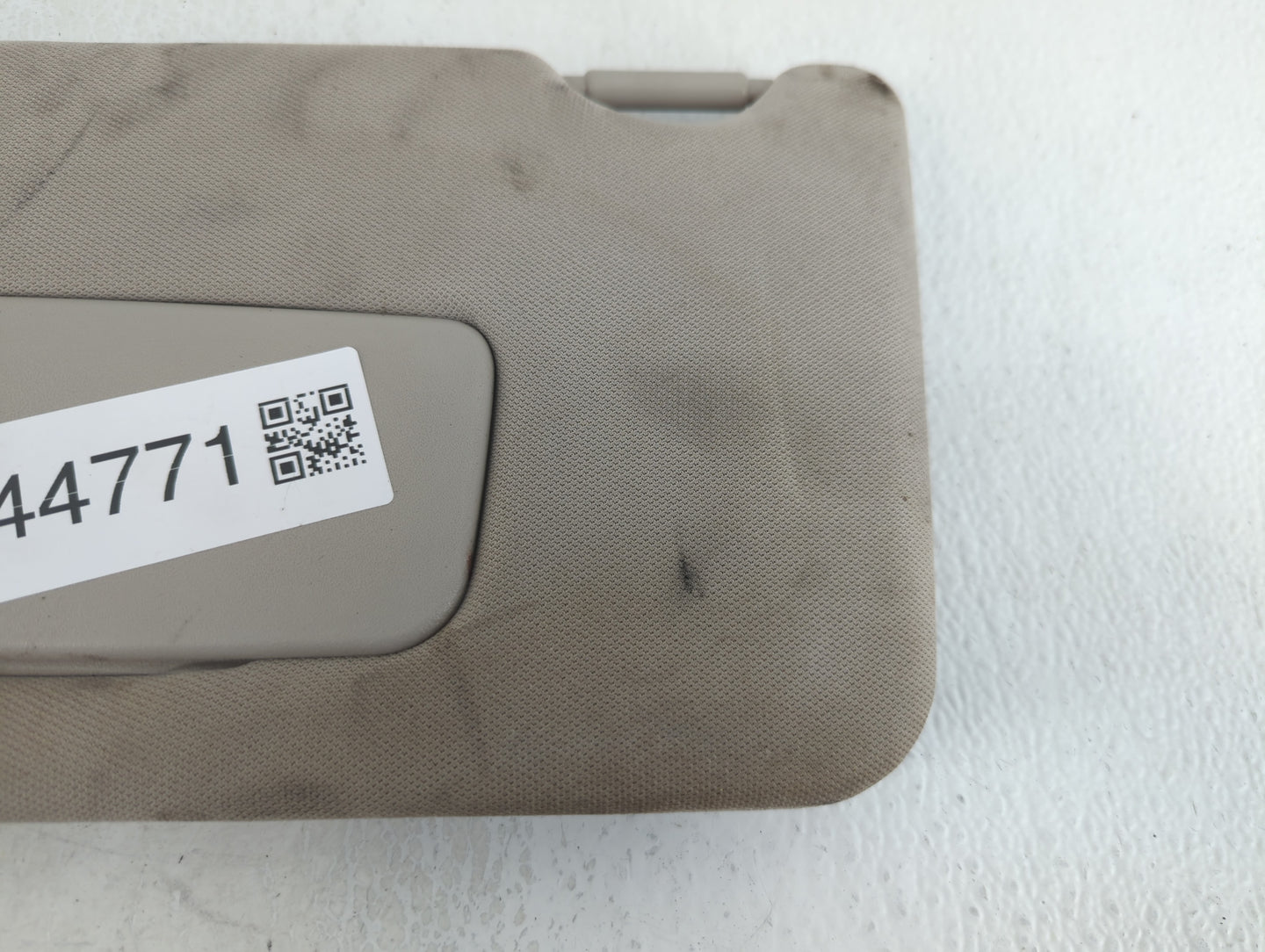 2010-2012 Nissan Altima Sun Visor Shade Replacement Passenger Right Mirror Fits Fits 2010 2011 2012 OEM Used Auto Parts - Oe