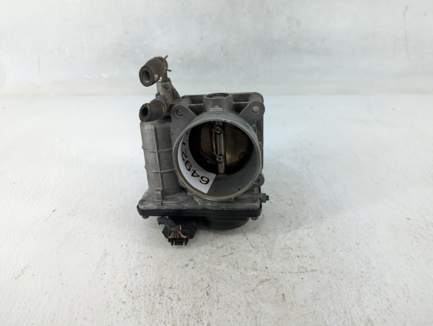 2007-2013 Nissan Altima Throttle Body P/N:RME60-15 Fits Fits 2007 2008 2009 2010 2011 2012 2013 OEM Used Auto Parts - Oemuse