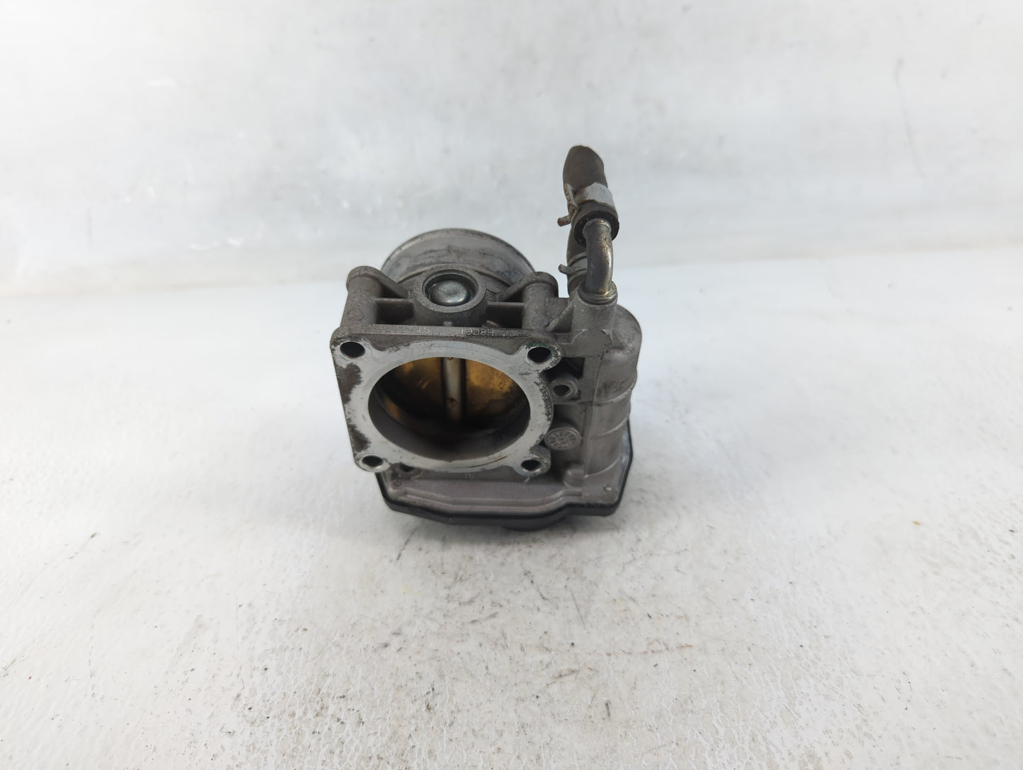 2007-2013 Nissan Altima Throttle Body P/N:RME60-15 Fits Fits 2007 2008 2009 2010 2011 2012 2013 OEM Used Auto Parts - Oemuse