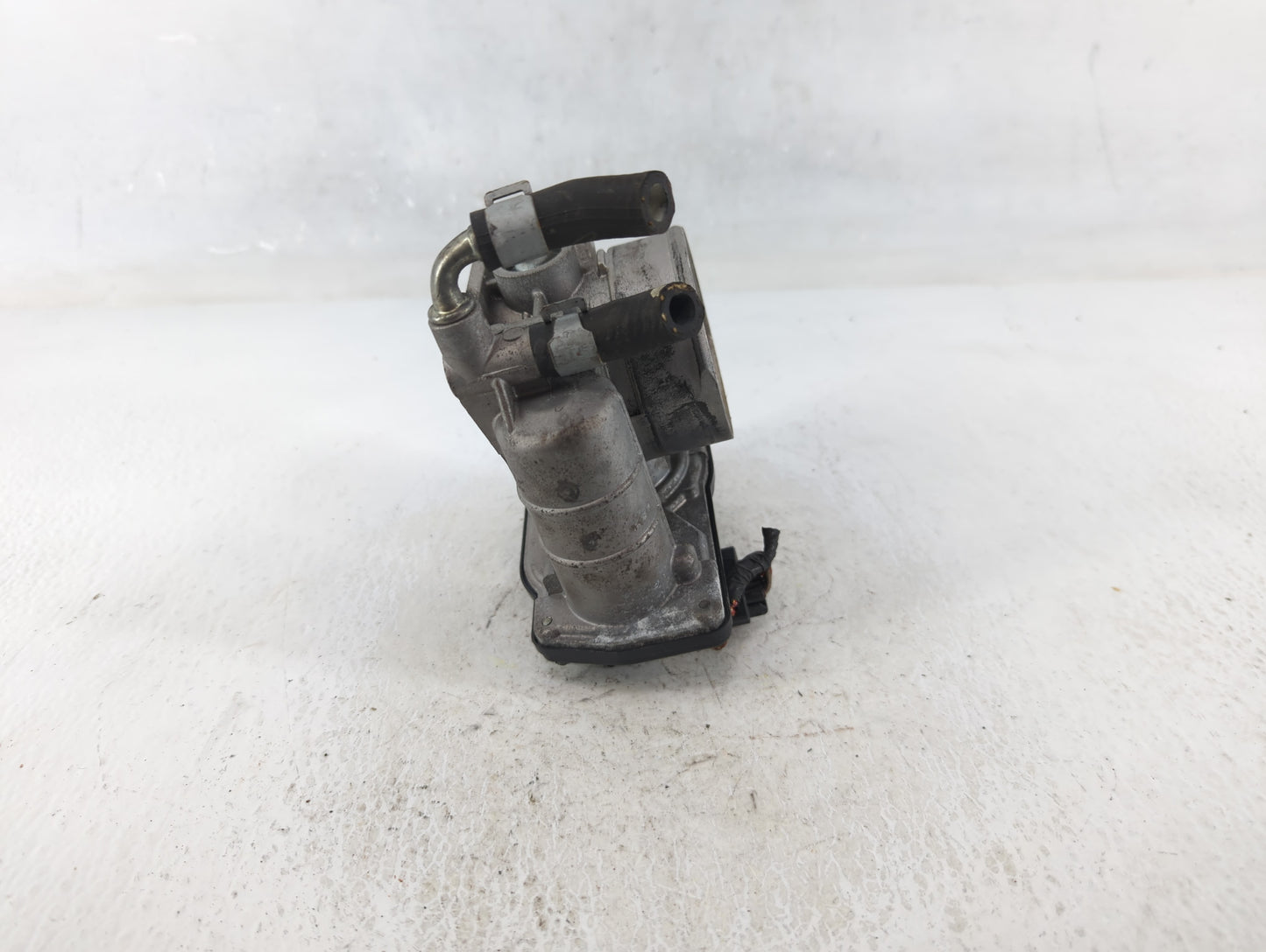 2007-2013 Nissan Altima Throttle Body P/N:RME60-15 Fits Fits 2007 2008 2009 2010 2011 2012 2013 OEM Used Auto Parts - Oemuse