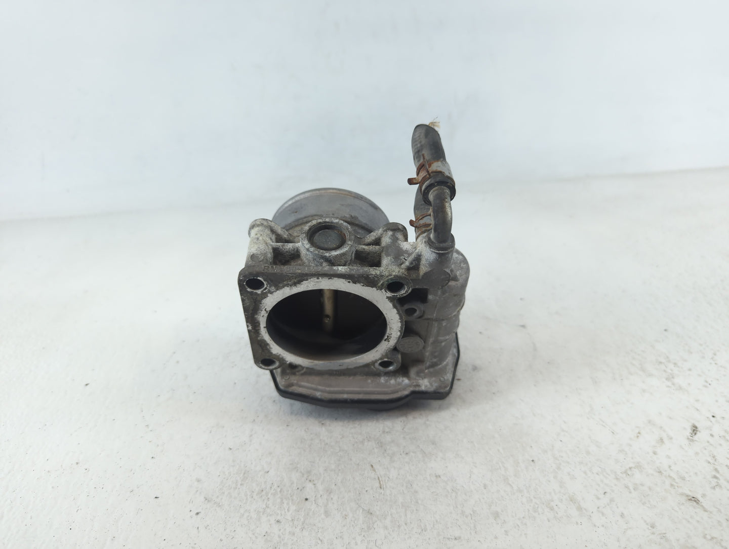 2007-2013 Nissan Altima Throttle Body P/N:2111H REM60-15 Fits Fits 2007 2008 2009 2010 2011 2012 2013 OEM Used Auto Parts - 
