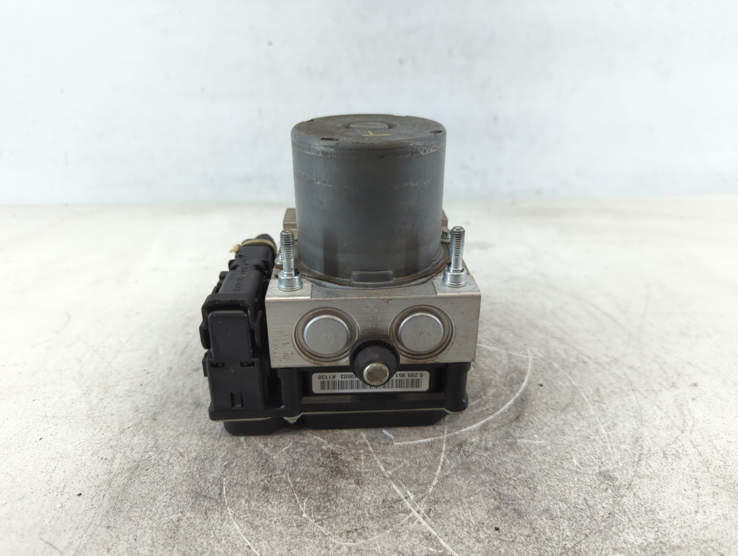 2011-2012 Nissan Altima ABS Pump Control Module Replacement P/N:47660 ZX65A 265 251 446 AG 47680, 301110 1140 Fits Fits 2011