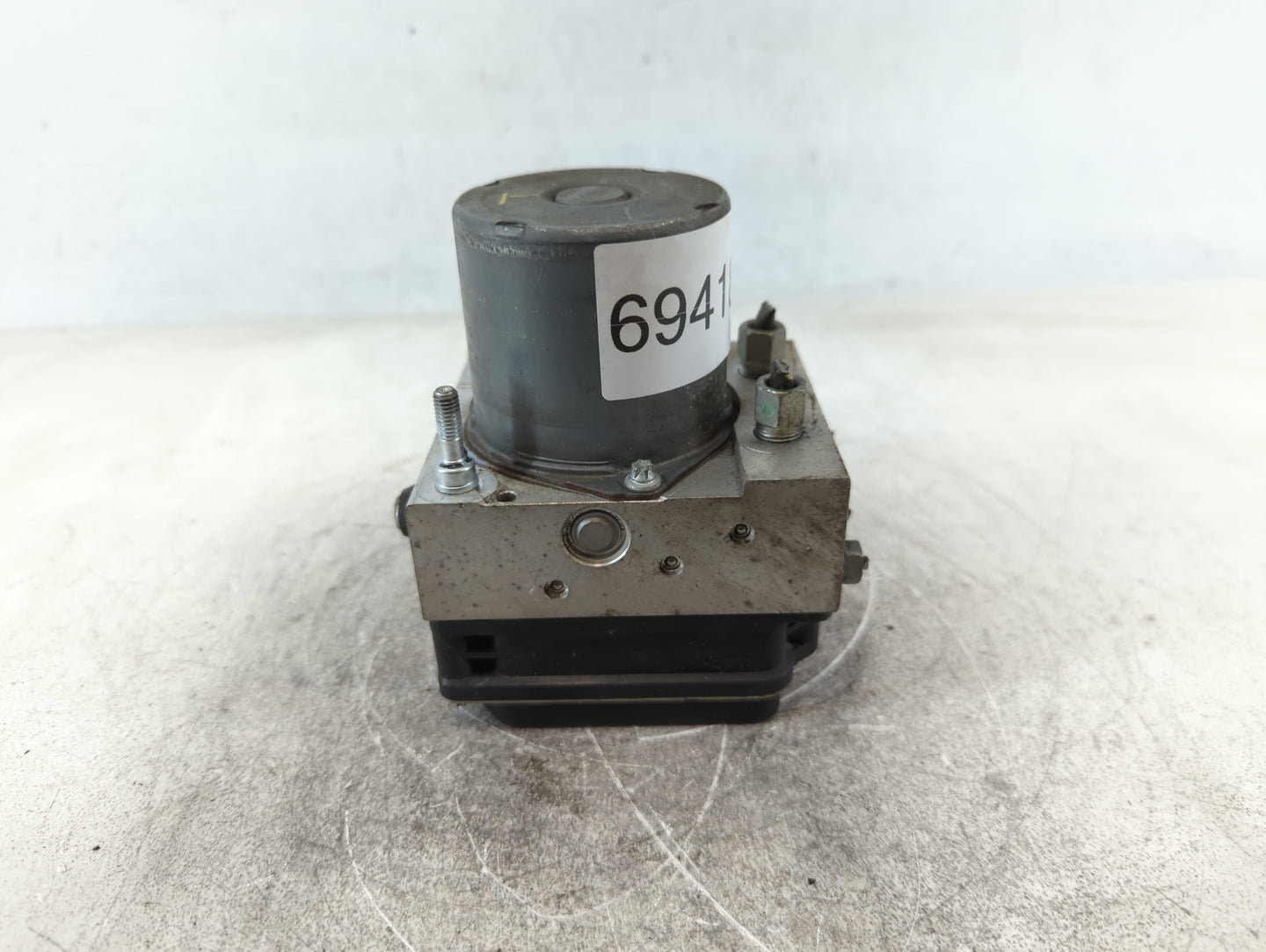 2011-2012 Nissan Altima ABS Pump Control Module Replacement P/N:47660 ZX65A 265 251 446 AG 47680, 301110 1140 Fits Fits 2011