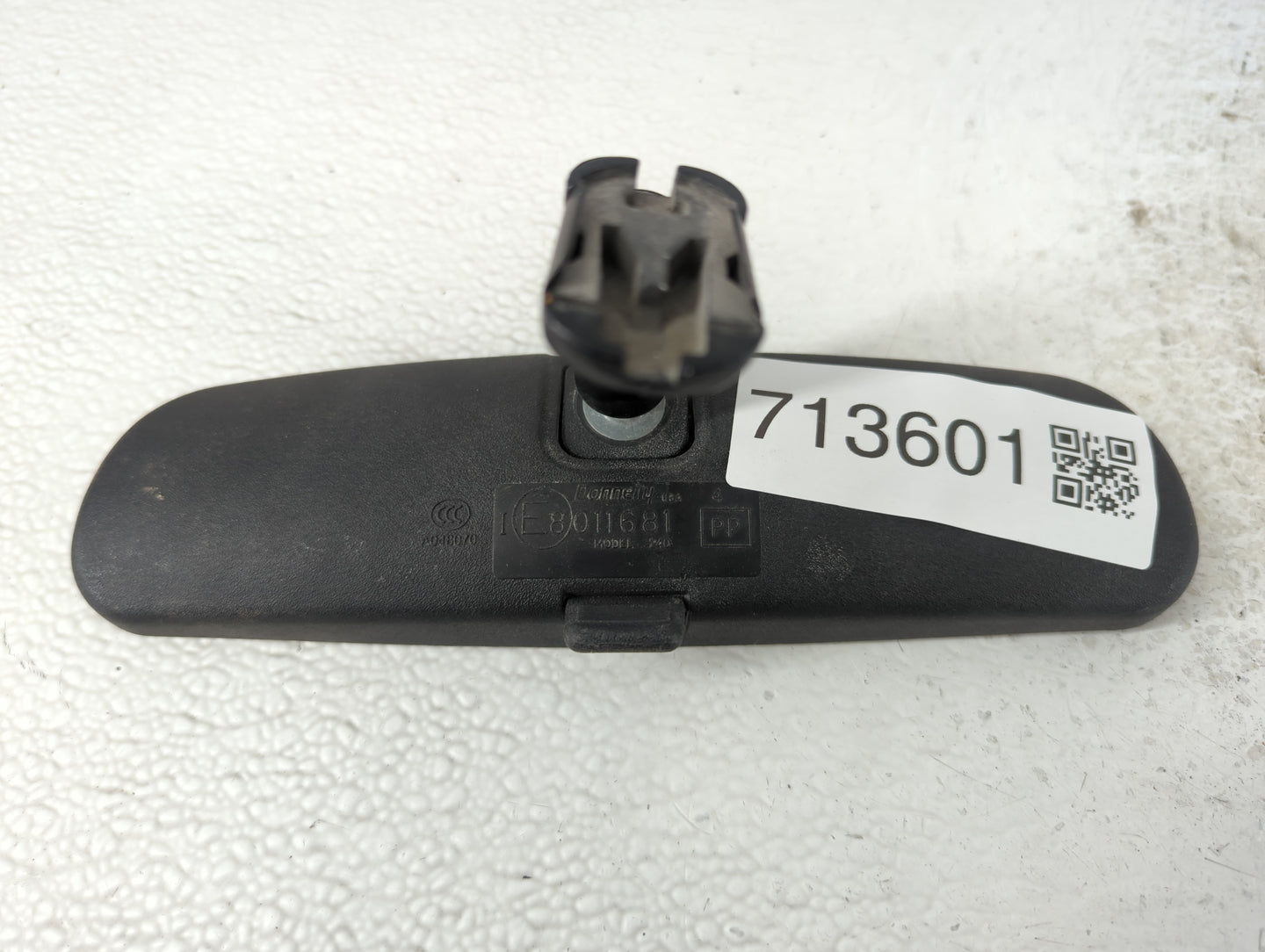 2012 Nissan Altima Interior Rear View Mirror Replacement OEM P/N:IE8011681 Fits OEM Used Auto Parts - Oemusedautoparts1.com