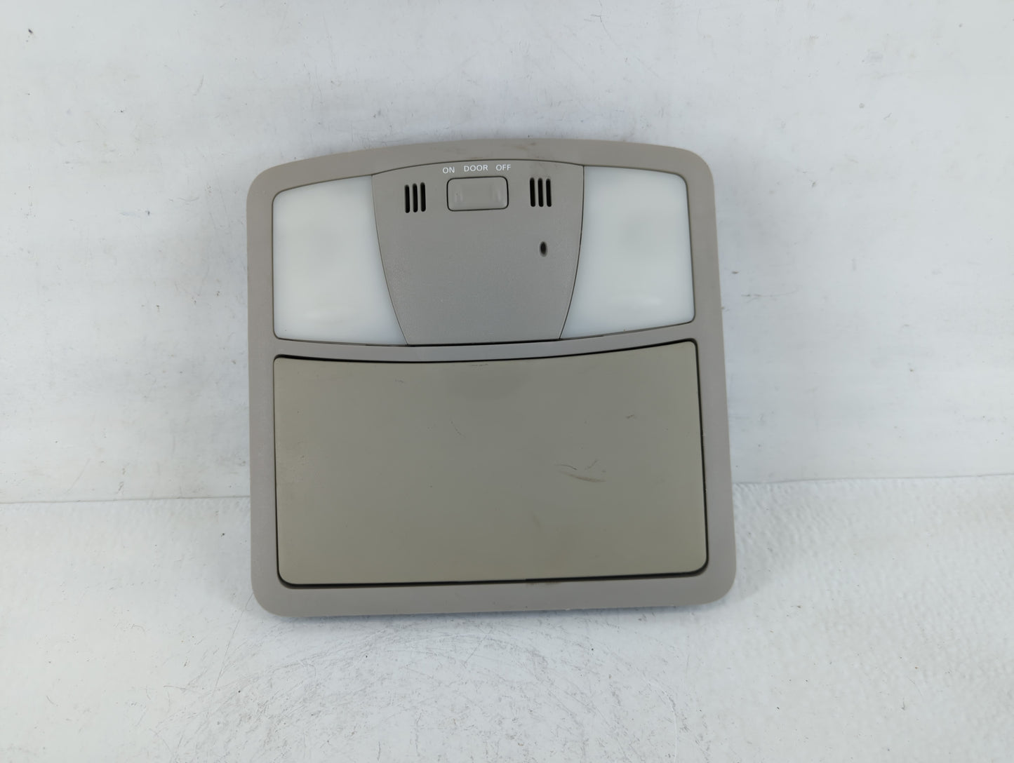 2010-2012 Nissan Altima Overhead Roof Console 738713 - Oemusedautoparts1.com