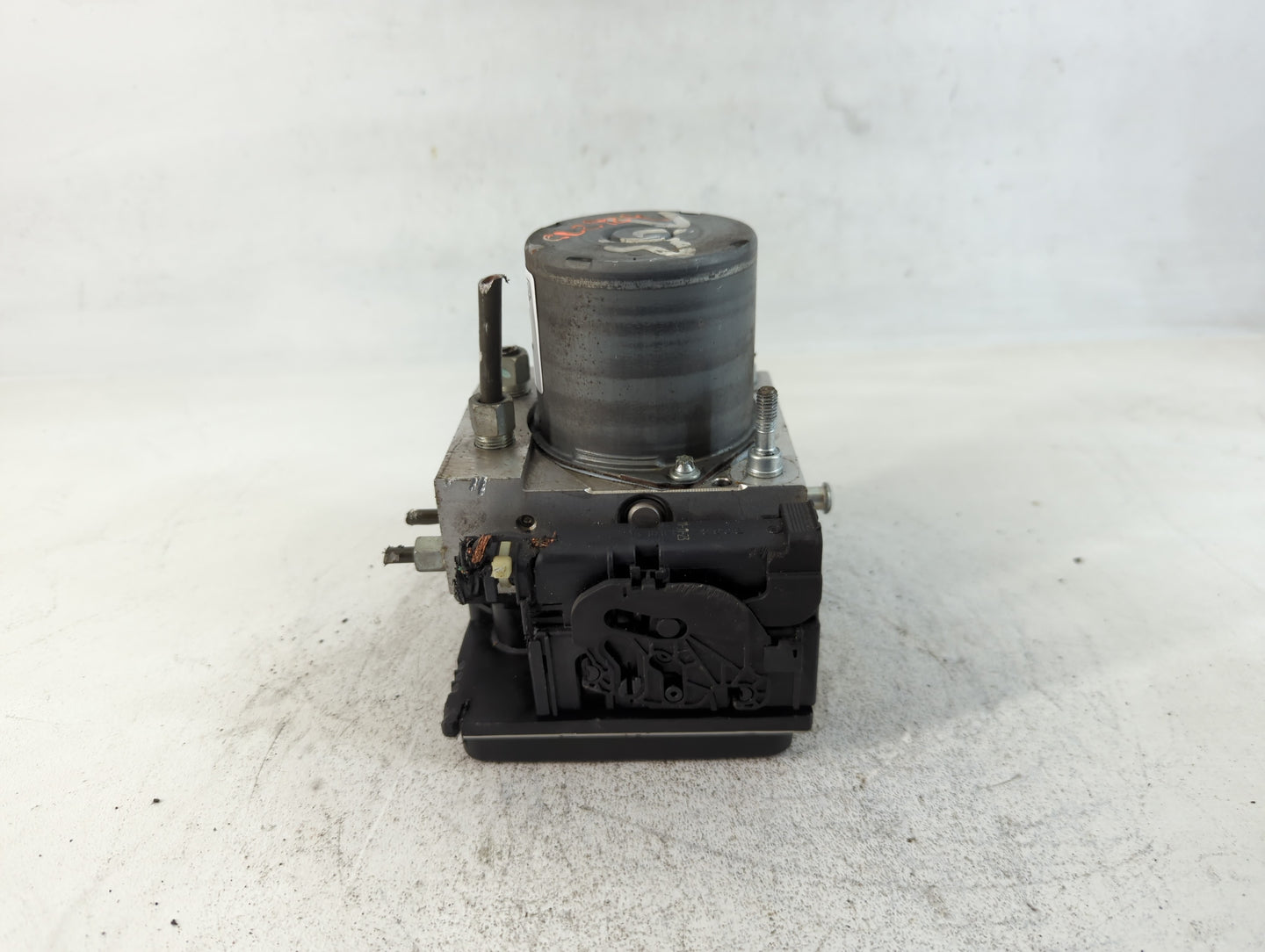 2011-2012 Nissan Altima ABS Pump Control Module Replacement P/N:47660 ZX65A 0 265 251 446 Fits Fits 2011 2012 OEM Used Auto 