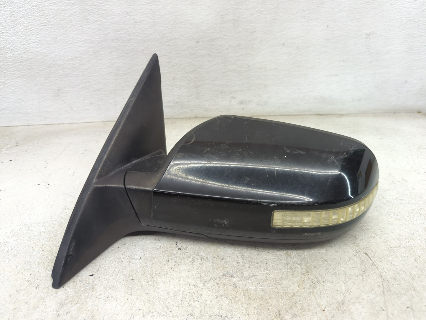 2010-2012 Nissan Altima Driver Side View Mirror - Left Door Mirror OEM Used - Oemusedautoparts1.com