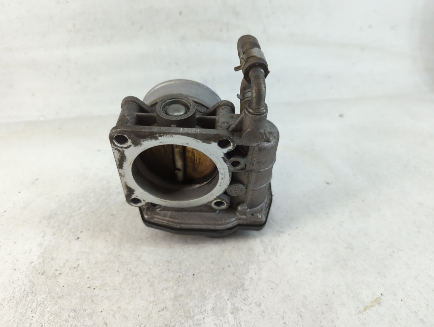 2007-2013 Nissan Altima Throttle Body P/N:1927H RME60-15 Fits Fits 2007 2008 2009 2010 2011 2012 2013 OEM Used Auto Parts - 