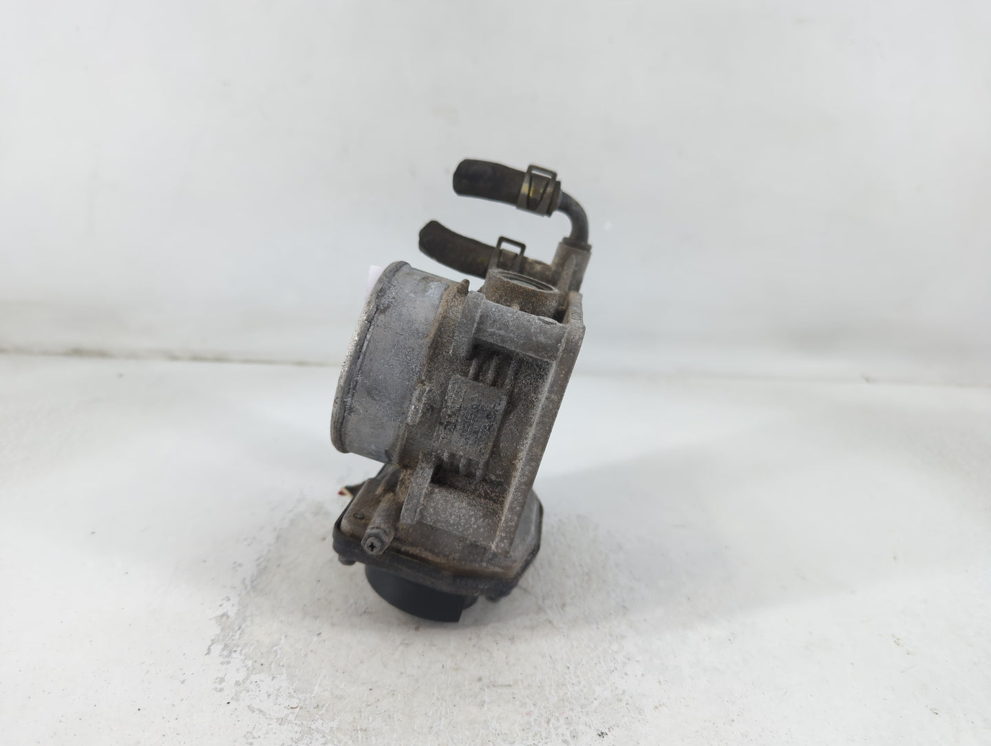 2007-2013 Nissan Altima Throttle Body P/N:K 1519 3 526-01 Fits Fits 2007 2008 2009 2010 2011 2012 2013 OEM Used Auto Parts -