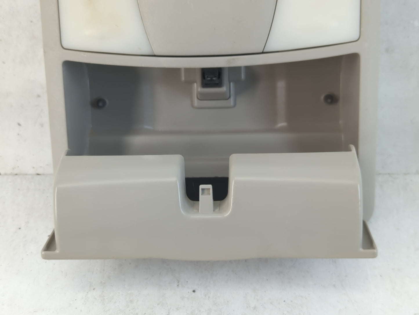 2010-2012 Nissan Altima Overhead Roof Console 788047 - Oemusedautoparts1.com