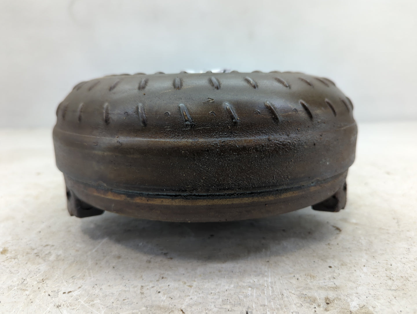 2012 Nissan Altima Torque Converter Automatic Transmission OEM P/N:FLHB 2421 9827 FLHB 24219827 Fits OEM Used Auto Parts - O