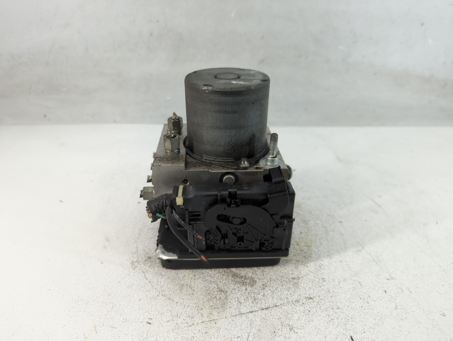 2011-2012 Nissan Altima ABS Pump Control Module Replacement P/N:47660 ZX65A Fits Fits 2011 2012 OEM Used Auto Parts - Oemuse