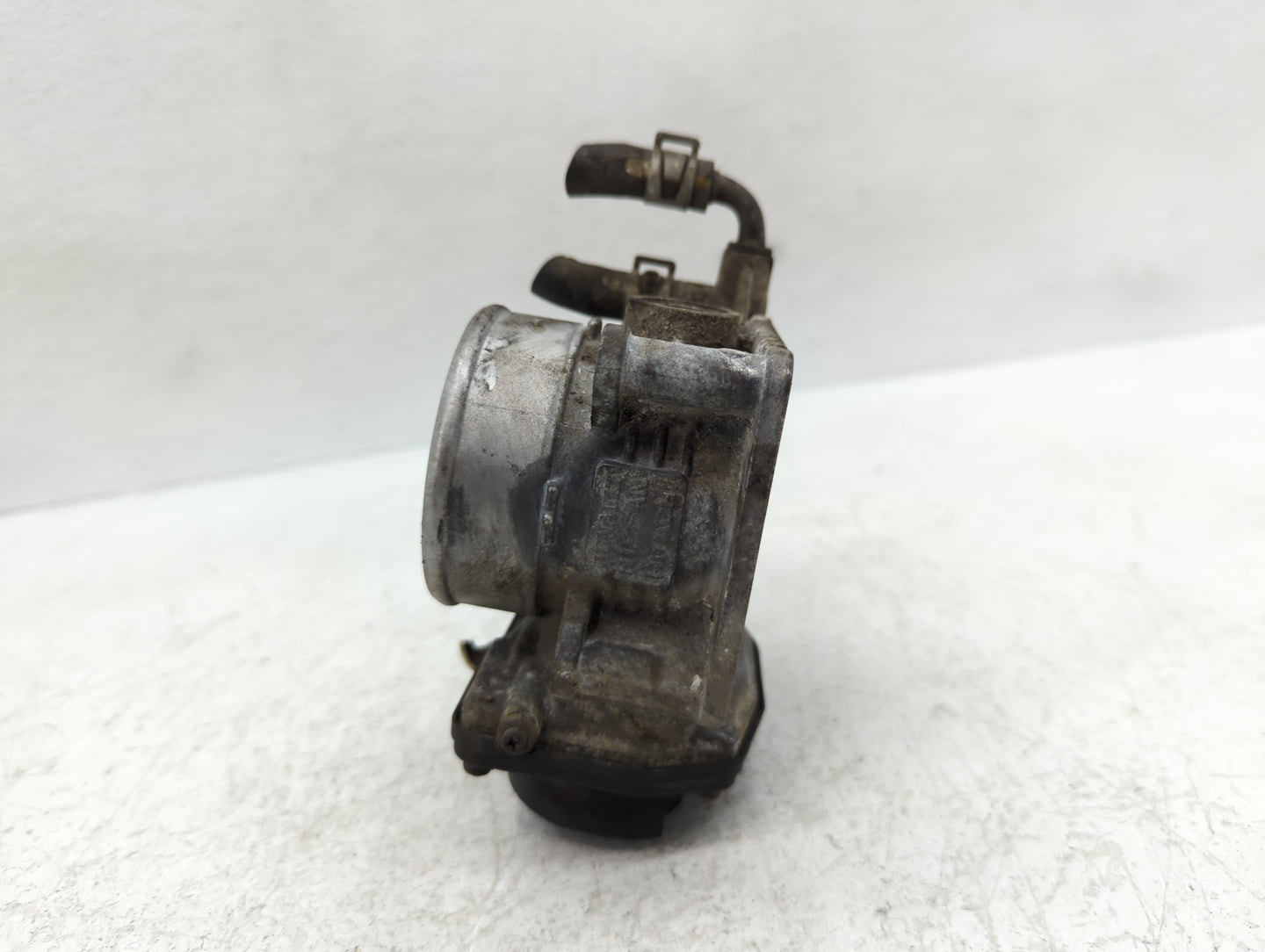2007-2013 Nissan Altima Throttle Body Fits Fits 2007 2008 2009 2010 2011 2012 2013 OEM Used Auto Parts - Oemusedautoparts1.c
