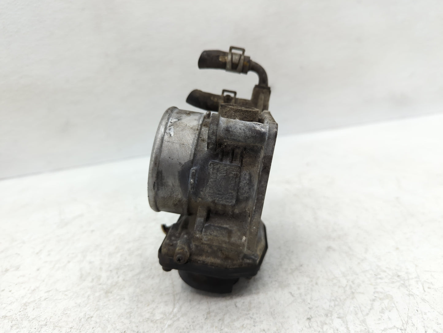 2007-2013 Nissan Altima Throttle Body Fits Fits 2007 2008 2009 2010 2011 2012 2013 OEM Used Auto Parts - Oemusedautoparts1.c