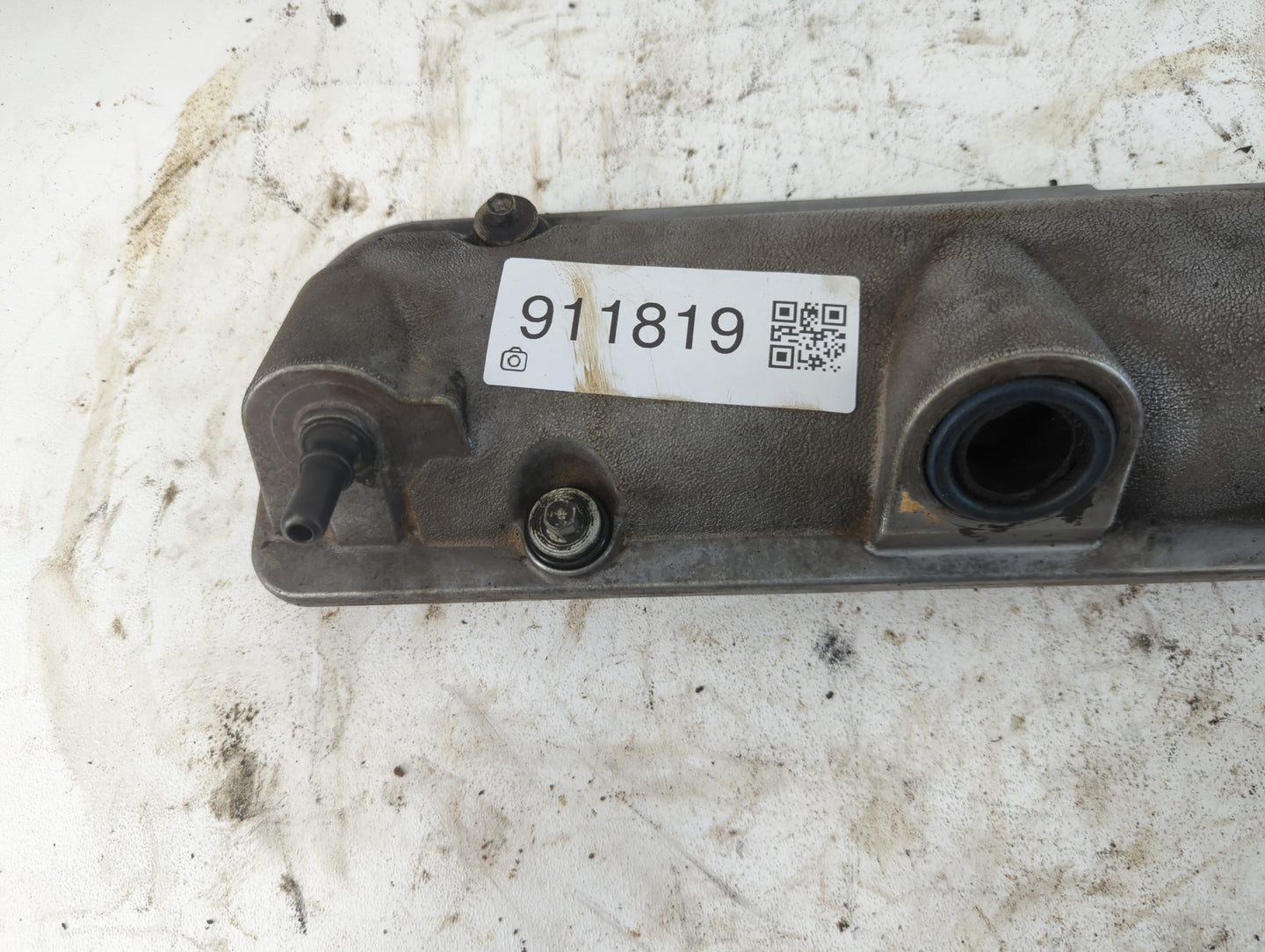 2012 Nissan Altima Driver Left Cylinder Head Valve Cover P/N:12590411 Fits OEM Used Auto Parts - Oemusedautoparts1.com