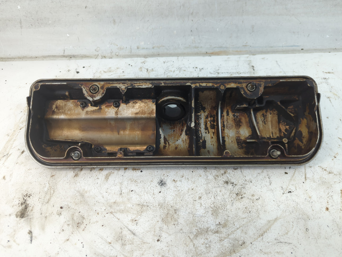 2012 Nissan Altima Driver Left Cylinder Head Valve Cover P/N:12590411 Fits OEM Used Auto Parts - Oemusedautoparts1.com