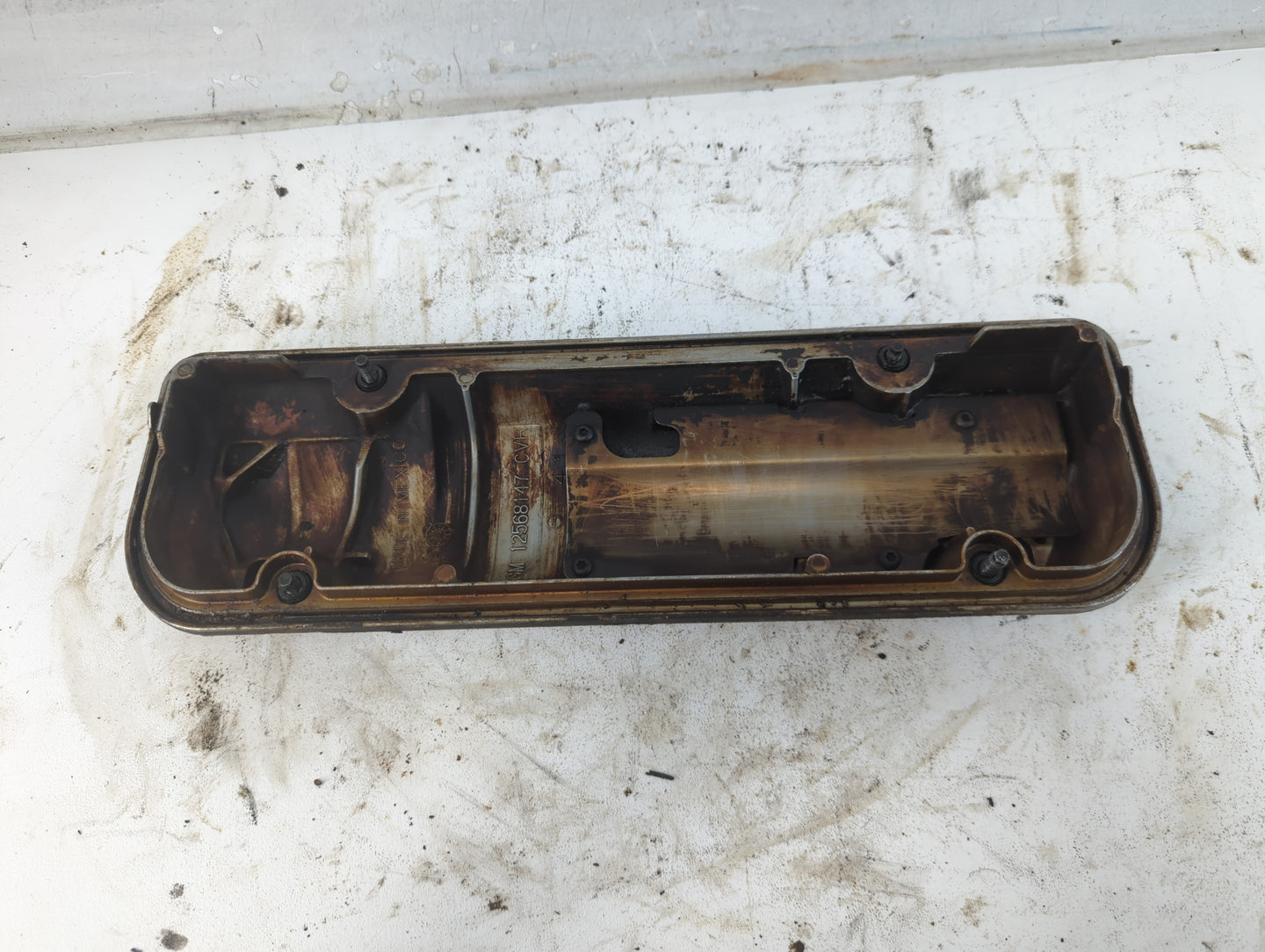 2012 Nissan Altima Driver Left Cylinder Head Valve Cover P/N:12568147 Fits OEM Used Auto Parts - Oemusedautoparts1.com