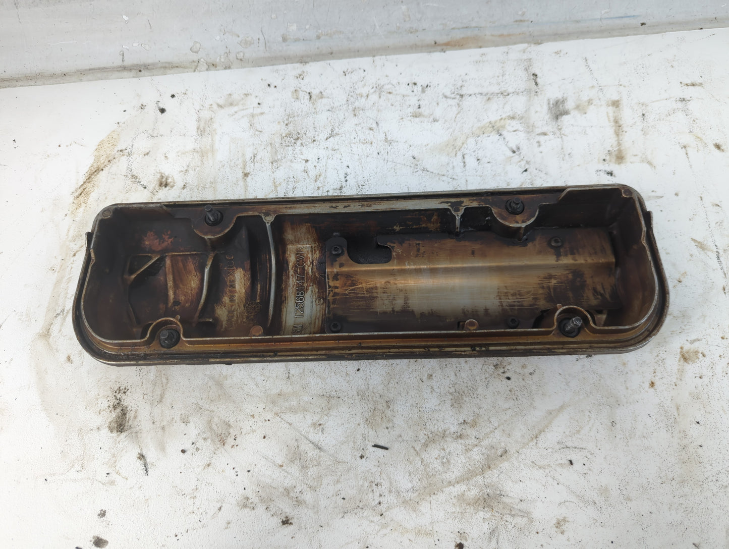 2012 Nissan Altima Driver Left Cylinder Head Valve Cover P/N:12568147 Fits OEM Used Auto Parts - Oemusedautoparts1.com