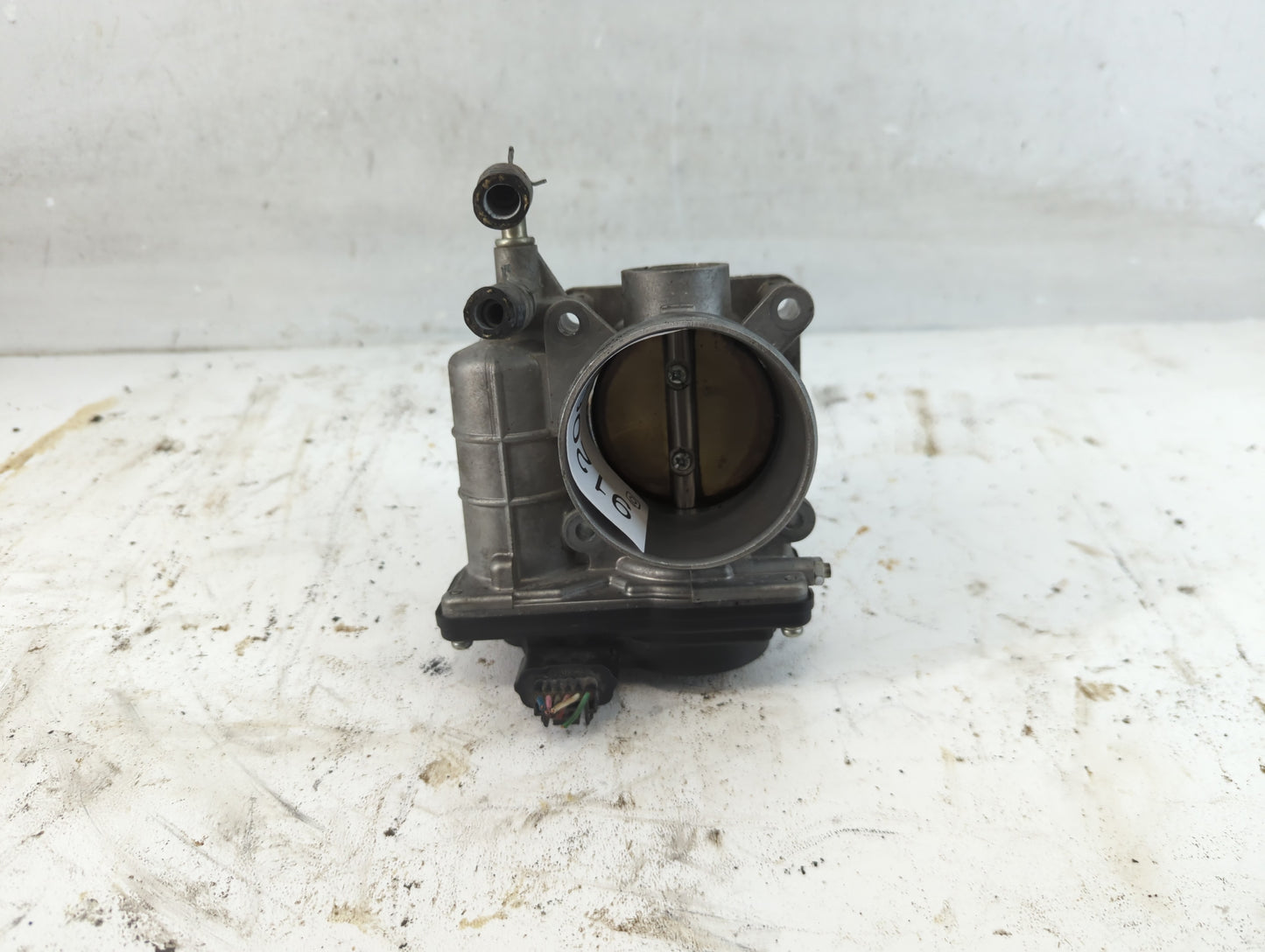 2007-2014 Nissan Altima Throttle Body P/N:8910H RME60-15 Fits Fits 2007 2008 2009 2010 2011 2012 2013 2014 OEM Used Auto Par