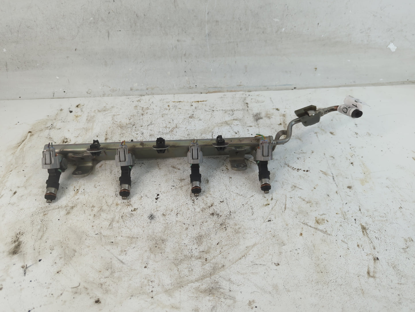 2012 Nissan Altima Fuel Injectors P/N:2215U Fits OEM Used Auto Parts - Oemusedautoparts1.com