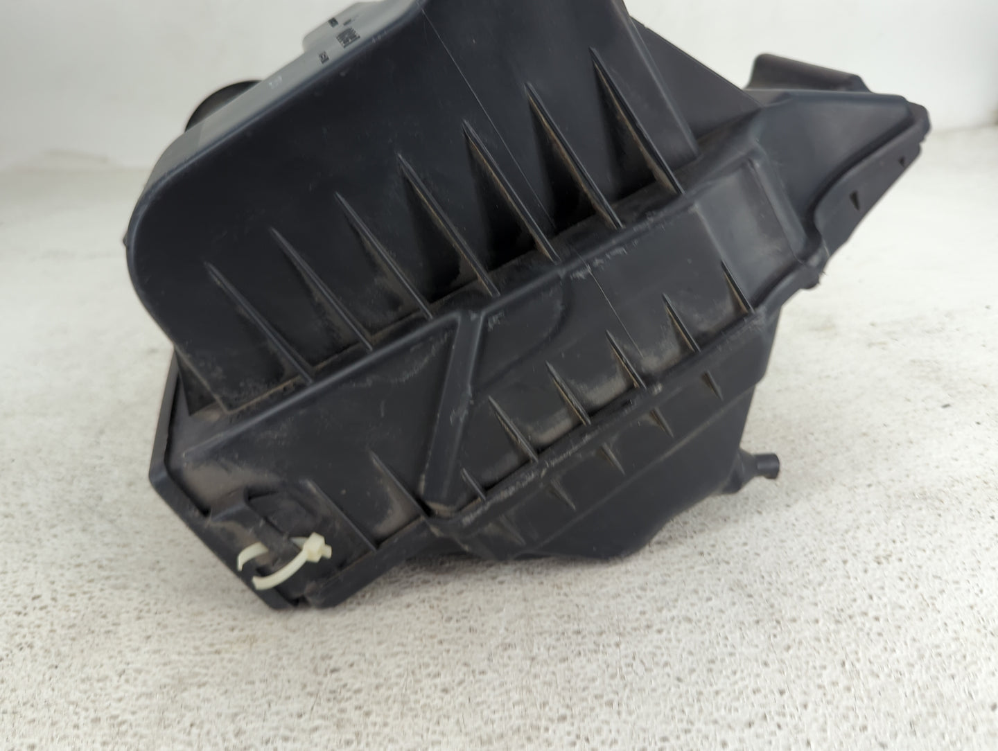 2010-2014 Nissan Cube Air Cleaner Intake-duct Hose Tube 1492449 - Oemusedautoparts1.com