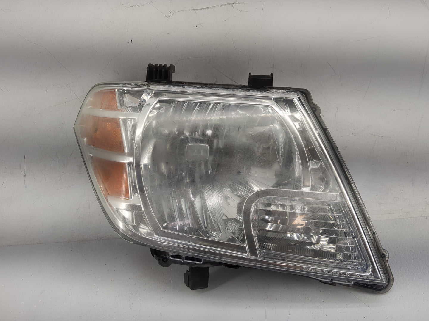 2009-2021 Nissan Frontier Passenger Right Oem Head Light Headlight Lamp 1479399 - Oemusedautoparts1.com