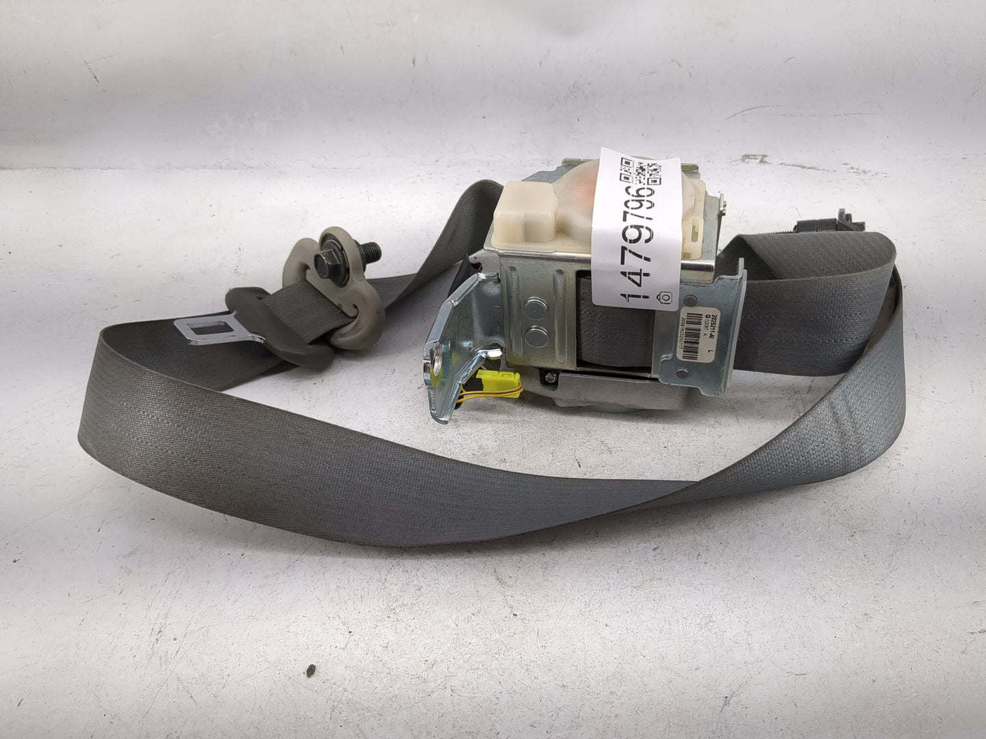 2011-2012 Nissan Frontier Driver Left Seat Belt Front Retractor Gray - Oemusedautoparts1.com