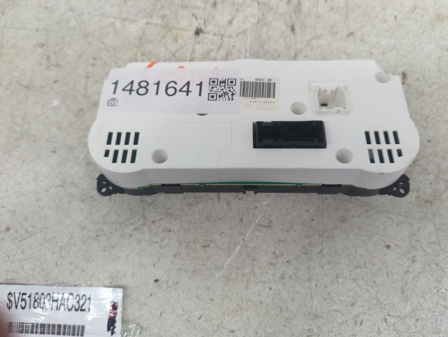 2010-2012 Nissan Frontier Climate Control Module Temperature AC/Heater Replacement P/N:9QBH024084 Fits Fits 2010 2011 2012 O