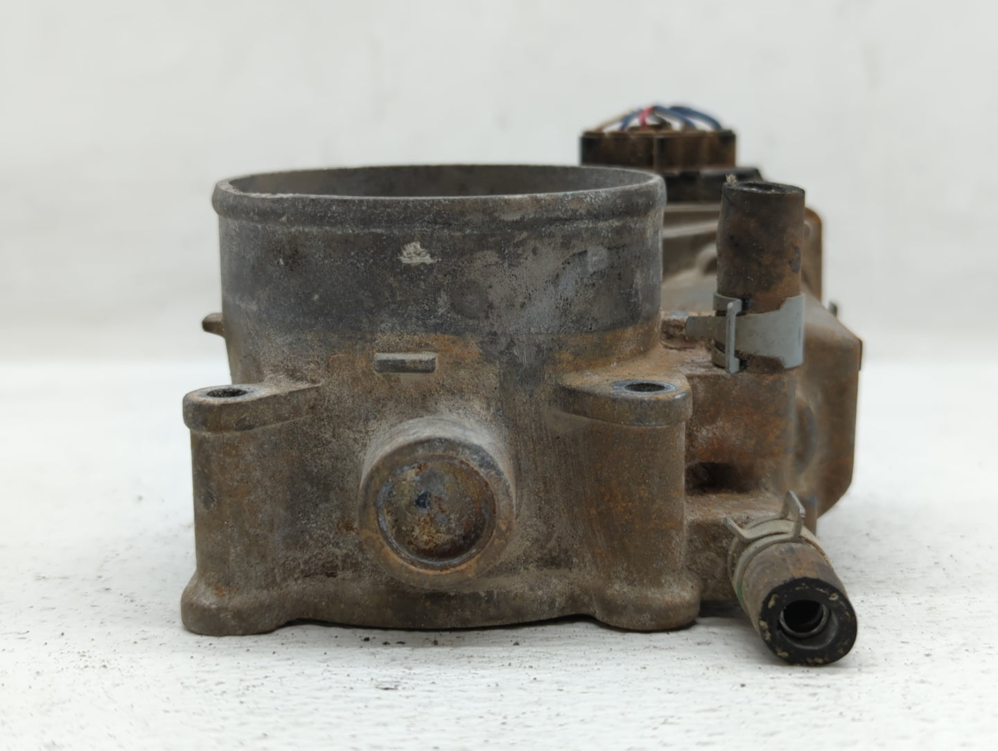 2005-2012 Nissan Frontier Throttle Body P/N:16119 7S001 A 16119 7S001 B Fits OEM Used Auto Parts - Oemusedautoparts1.com