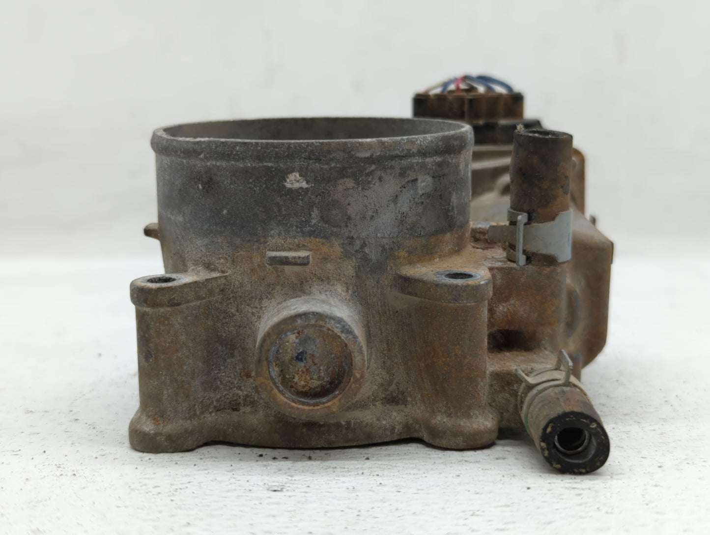 2005-2012 Nissan Frontier Throttle Body P/N:16119 7S001 A 16119 7S001 B Fits OEM Used Auto Parts - Oemusedautoparts1.com