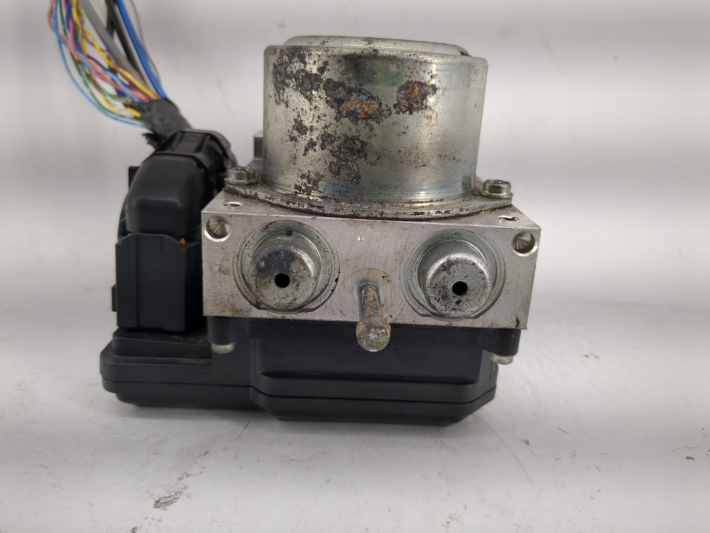 2012-2014 Nissan Juke ABS Pump Control Module Replacement P/N:A98000B51 82962862, E3Y151133 Fits Fits 2012 2013 2014 OEM Use
