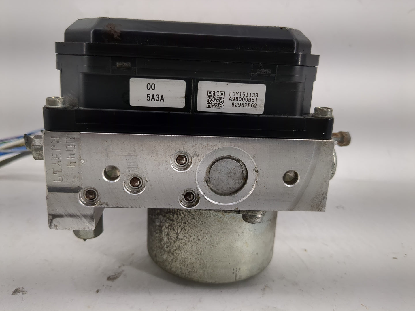 2012-2014 Nissan Juke ABS Pump Control Module Replacement P/N:A98000B51 82962862, E3Y151133 Fits Fits 2012 2013 2014 OEM Use