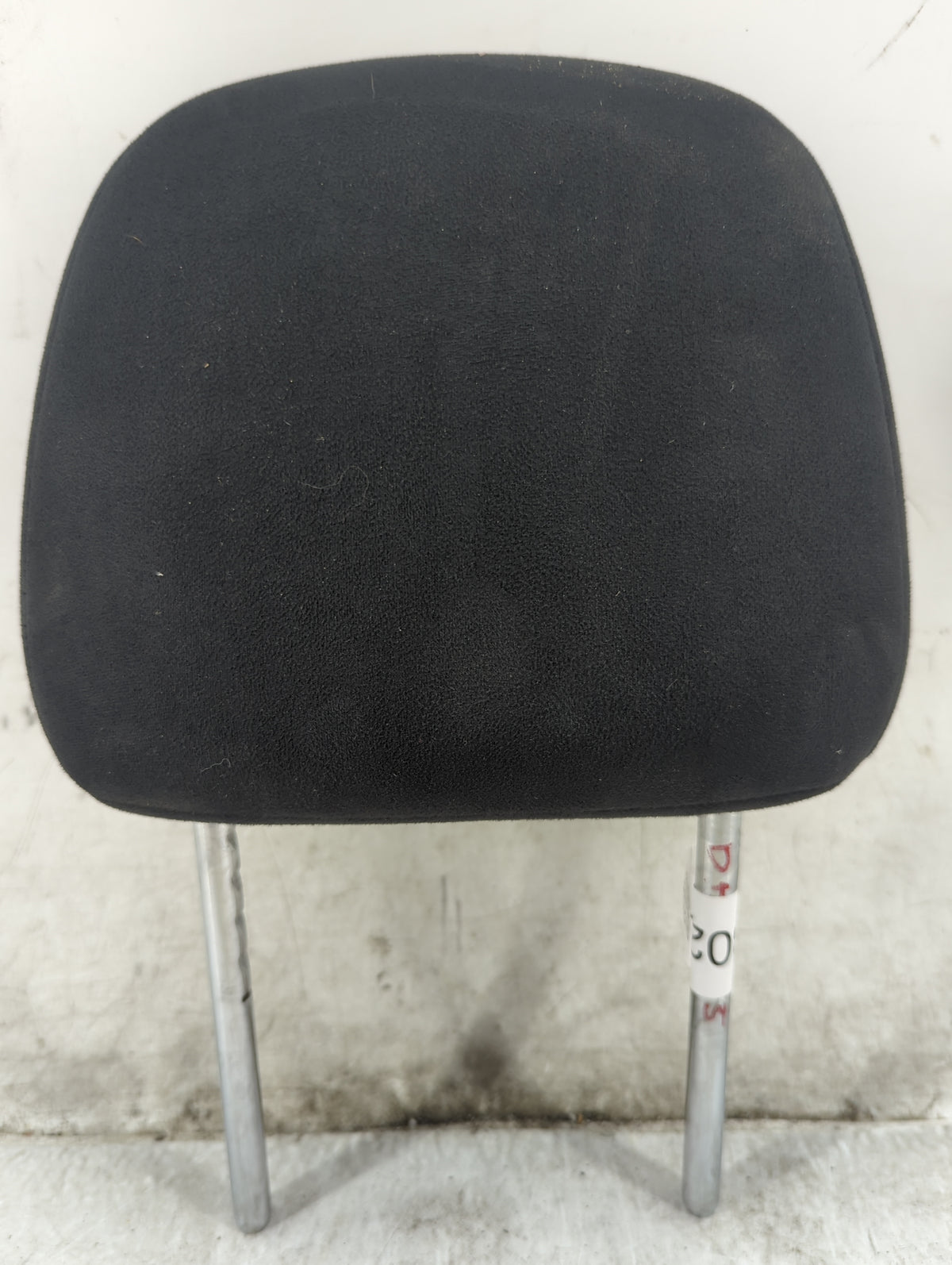 2011-2015 Nissan Juke Headrest Head Rest Front Driver Seat Black - Oemusedautoparts1.com