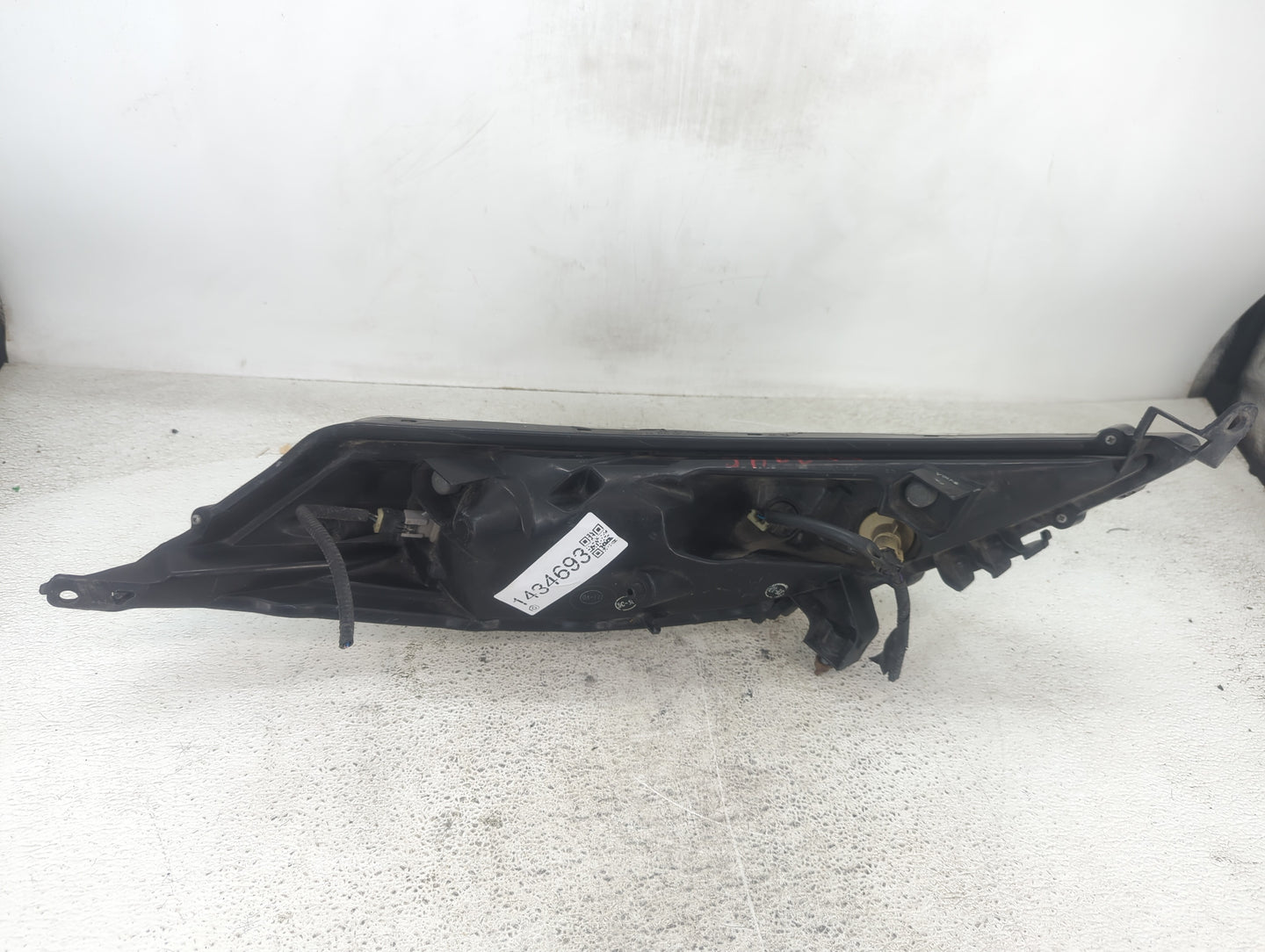 2011-2014 Nissan Juke Passenger Right Oem Head Light Headlight Lamp - Oemusedautoparts1.com