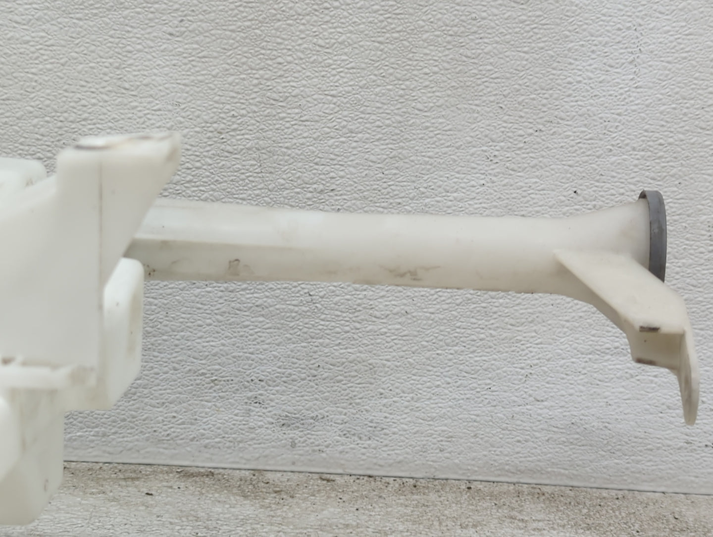 2011-2017 Nissan Juke Windshield Washer Fluid Reservoir Bottle Oem - Oemusedautoparts1.com