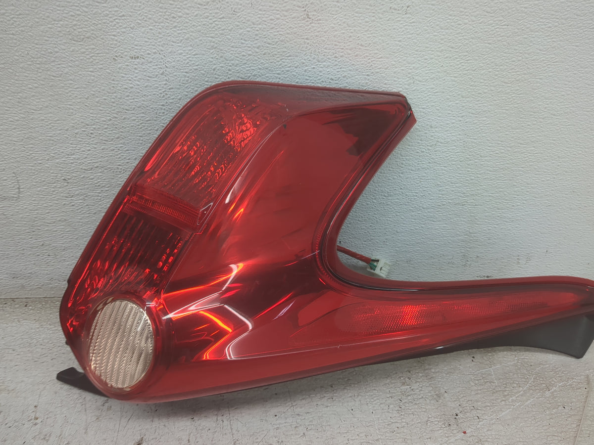 2011-2014 Nissan Juke Tail Light Assembly Driver Left OEM Fits Fits 2011 2012 2013 2014 OEM Used Auto Parts - Oemusedautopar