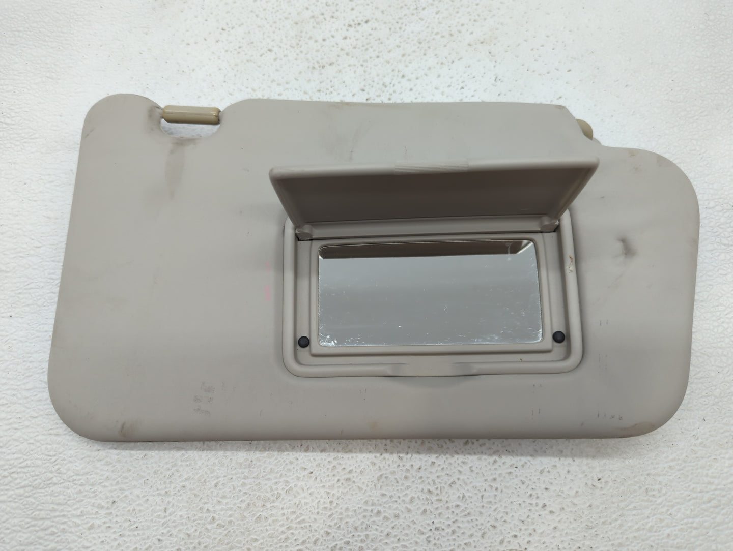 2011-2013 Nissan Juke Sun Visor Shade Replacement Passenger Right Mirror Fits Fits 2011 2012 2013 OEM Used Auto Parts - Oemu